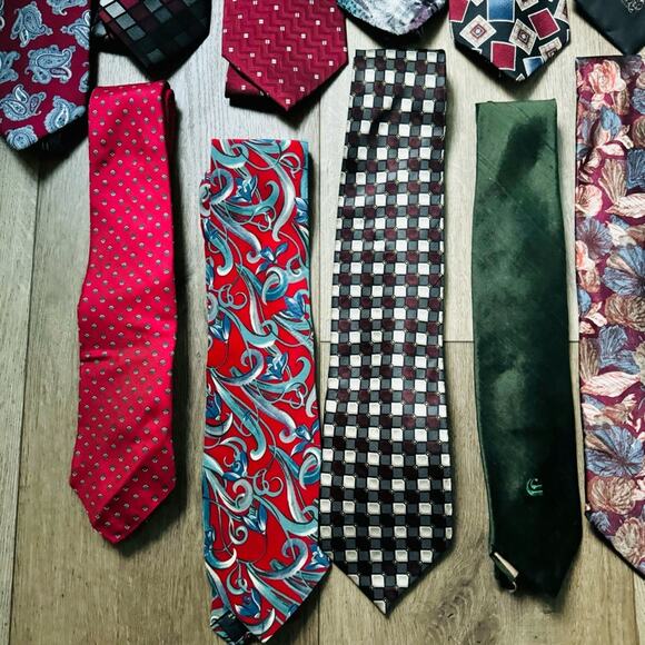 100% Silk bundle of 13 ties - Picture 3 of 10